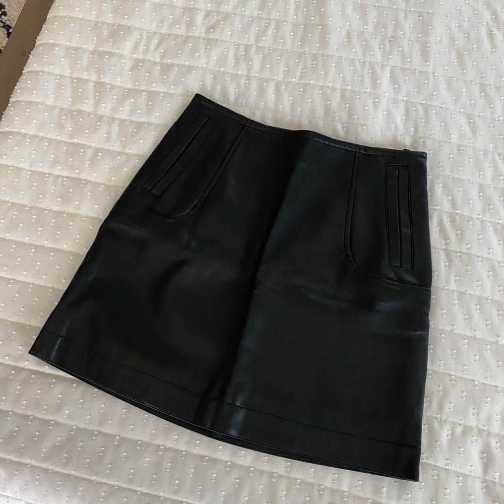 Faux leather high-waisted mini skirt